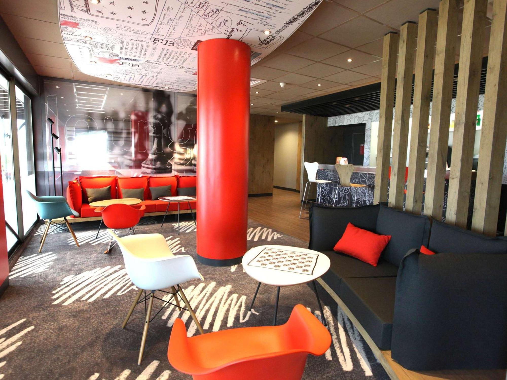 Ibis Aurillac Exterior photo