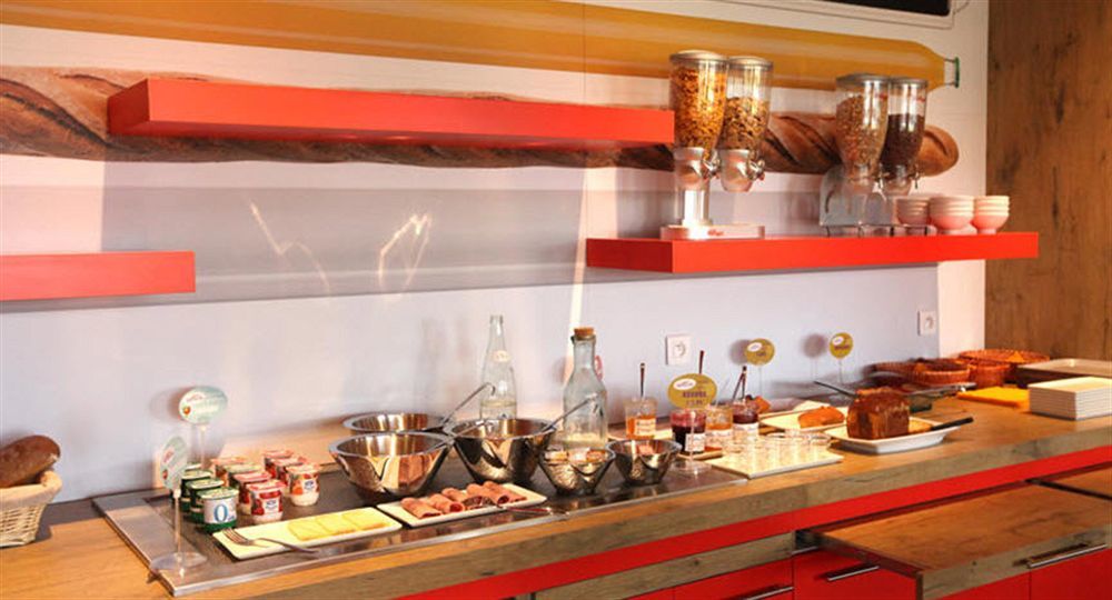 Ibis Aurillac Exterior photo