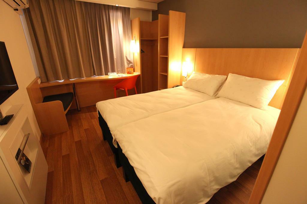 Ibis Aurillac Exterior photo